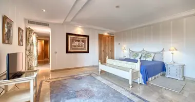 Wohnung 2 Schlafzimmer in Estepona, Spanien