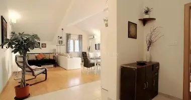 Mieszkanie 3 pokoi w Denovici, Czarnogóra