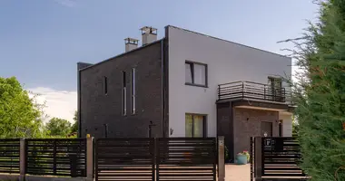 Maison 7 chambres dans Carnikavas pagasts, Lettonie
