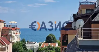 Квартира 3 комнаты в Святой Влас, Болгария