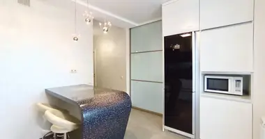 2 room apartment in Kopishche, Belarus