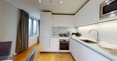 Apartamento 3 habitaciones en Londres, Reino Unido