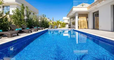 4-Schlafzimmer-Villa in Peyia, Zypern