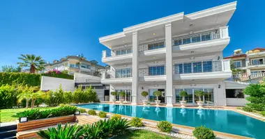 5 bedroom apartment in Alanya, Turkey