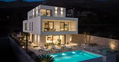Haus 4 Schlafzimmer in Grad Split, Kroatien
