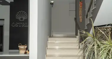 Hotel 404 m² in Gjashte, Albania