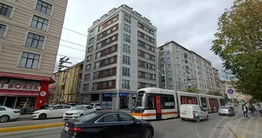 Mieszkanie 2 pokoi w Tepebasi, Turcja