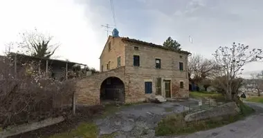 Casa 9 habitaciones en Terni, Italia