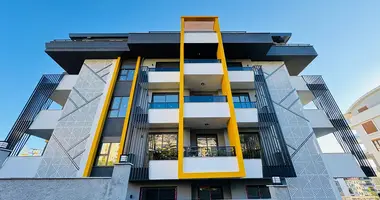 Wohnung 3 zimmer in Muratpasa, Türkei