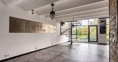2 bedroom apartment in Warsaw, Poland