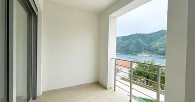 Wohnung 3 zimmer in Dobrota, Montenegro