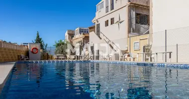 2 bedroom apartment in Torrevieja, Spain
