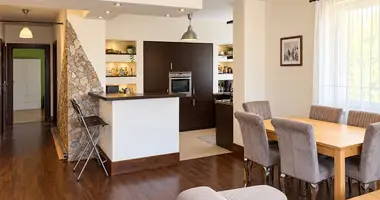 Appartement 4 chambres dans Varsovie, Pologne