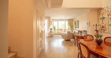 3 bedroom apartment in Pinki, Latvia