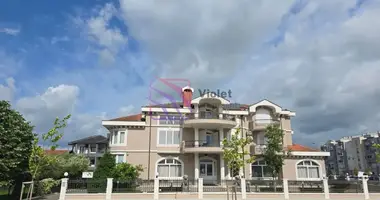 Коммерческое помещение 500 м² в Zmaj Jovina, Черногория