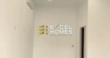 Sklep w Attard, Malta