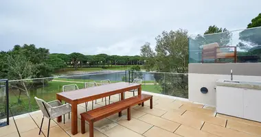 Квартира в Cascais, Португалия