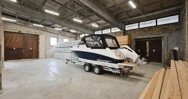 Zakład produkcyjny 642 m² w Jurmała, Łotwa