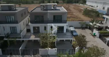 4 bedroom house in Sangkat Prek Kampeus, Cambodia