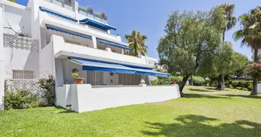 3 bedroom apartment in San Pedro Alcantara, Spain