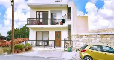 Haus 4 Schlafzimmer in Agia Varvara, Zypern