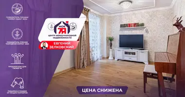 Apartamento 3 habitaciones en Minsk, Belarús