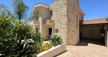 Casa 4 habitaciones en Konia, Chipre