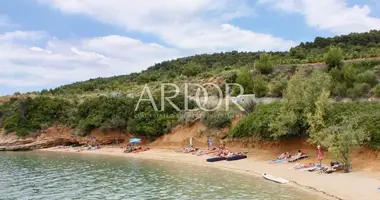 Plot of land in Barbat, Croatia