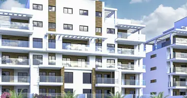 3 bedroom apartment in Urbanizacion Mil Palmeras, Spain