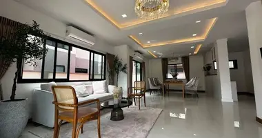 3 bedroom house in Huai Yai, Thailand