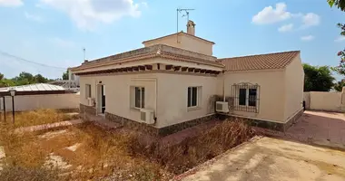 Villa 5 bedrooms in Orihuela, Spain