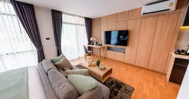 1 bedroom apartment in Sakhu, Thailand