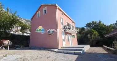 6 bedroom house in Dindinovici, Montenegro