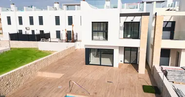 Townhouse 4 bedrooms in Pilar de la Horadada, Spain