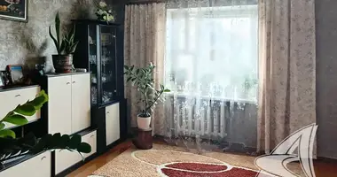 Apartamento 3 habitaciones en Muchaviecki sielski Saviet, Belarús