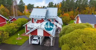 Dom 4 pokoi w Oulunsalo, Finlandia