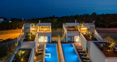 3 bedroom house in Grad Omis, Croatia