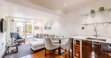 3 bedroom apartment in London, United Kingdom