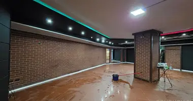 Магазин 190 м² в Тирана, Албания