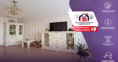 Appartement 3 chambres dans Sloutsk, Bélarus