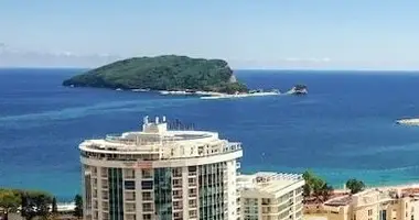 Видовые апартаменты с одной спальные на первой линии в отеле 4* Tre Canne. в Будва, Черногория