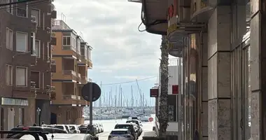 Apartamento 2 habitaciones en Torrevieja, Španjolska
