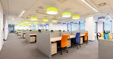 Propiedad comercial 660 m² en Varsovia, Polonia