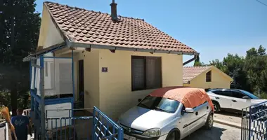 Haus 3 Schlafzimmer in 49 a, Montenegro
