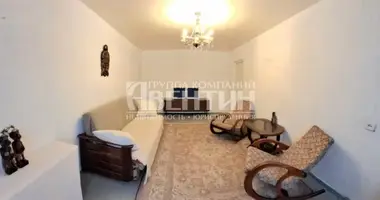 Wohnung 3 zimmer in Bugry, Russland