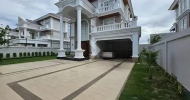 Willa 5 pokojów w Ta Ngov Kandal, Kambodża