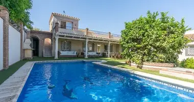 5 bedroom house in San Pedro Alcantara, Spain