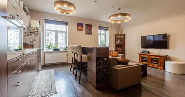 Mieszkanie 4 pokoi w Ryga, Łotwa