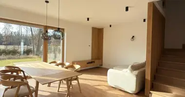 3 bedroom house in Wiazowna, Poland