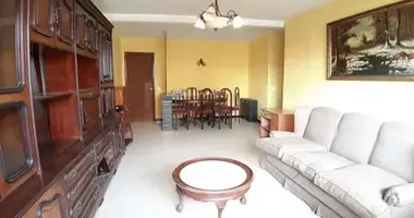 Wohnung 4 Schlafzimmer in Dos Hermanas, Spanien